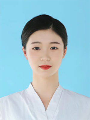 王雅雯.jpg